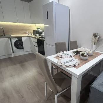 Сдается 2-х комнатная квартира, 64 м²