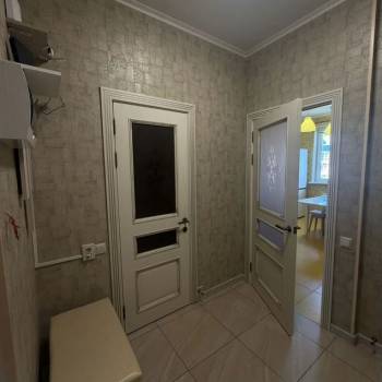 Сдается 1-комнатная квартира, 39 м²