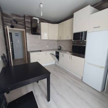 Сдается 2-х комнатная квартира, 57 м²