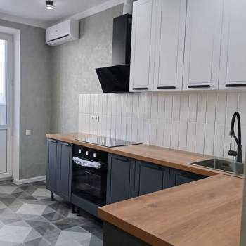 Продается 2-х комнатная квартира, 56 м²