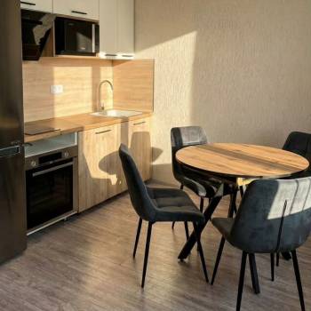 Сдается 1-комнатная квартира, 38 м²