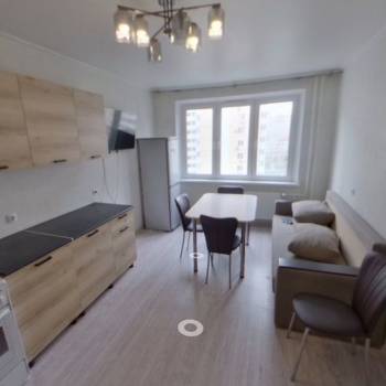 Сдается 1-комнатная квартира, 40 м²