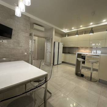 Продается Многокомнатная квартира, 150 м²