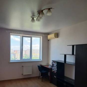 Сдается 1-комнатная квартира, 43 м²