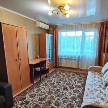Сдается 1-комнатная квартира, 40 м²