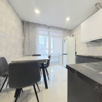 Сдается 1-комнатная квартира, 40,9 м²