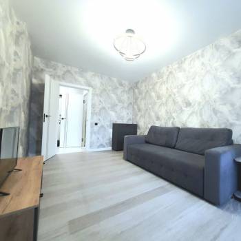 Сдается 1-комнатная квартира, 40,9 м²