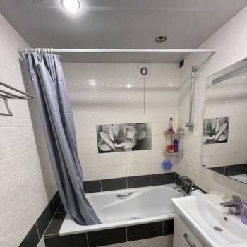 Сдается 2-х комнатная квартира, 62 м²