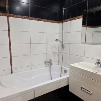 Продается 2-х комнатная квартира, 53,7 м²