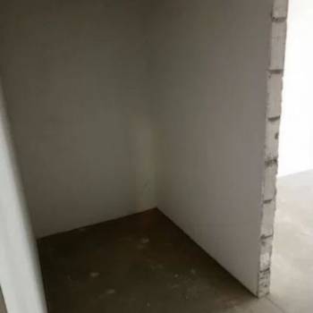 Продается 1-комнатная квартира, 33 м²