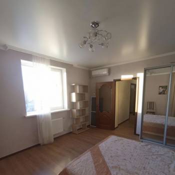 Сдается 2-х комнатная квартира, 70 м²