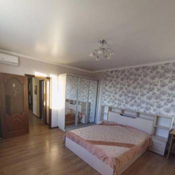 Сдается 2-х комнатная квартира, 70 м²