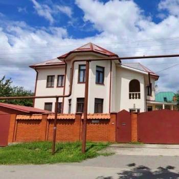 Продается Дом, 325 м²
