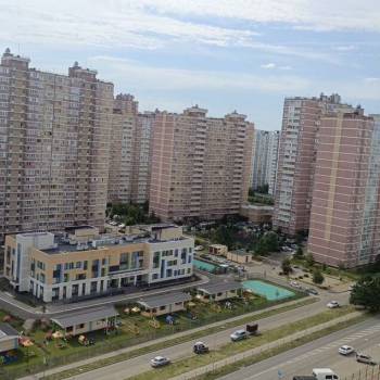 Сдается 1-комнатная квартира, 78 м²
