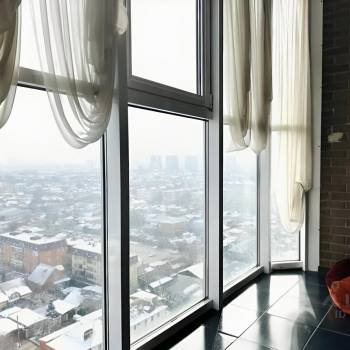 Сдается 2-х комнатная квартира, 76 м²