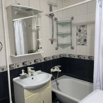 Сдается Многокомнатная квартира, 65 м²