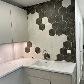 Продается 1-комнатная квартира, 53,3 м²