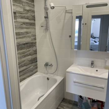 Продается 1-комнатная квартира, 53,3 м²