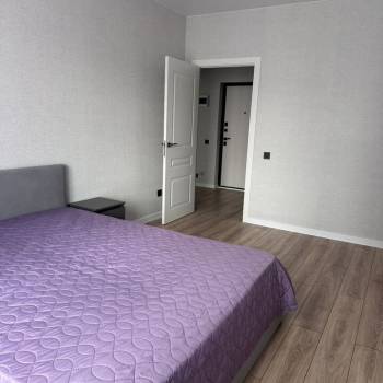Продается 1-комнатная квартира, 37,5 м²