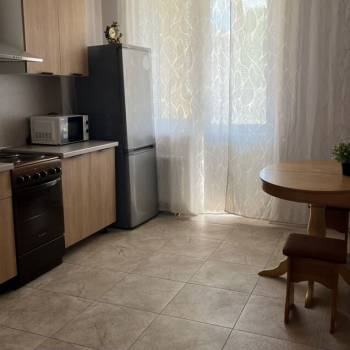Сдается 1-комнатная квартира, 41 м²