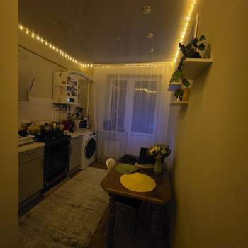 Продается 1-комнатная квартира, 38 м²