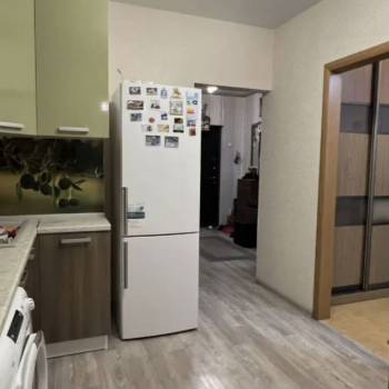 Продается 1-комнатная квартира, 39 м²