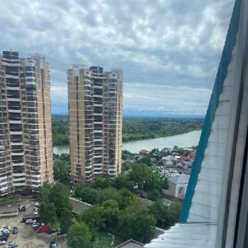 Сдается 1-комнатная квартира, 45 м²