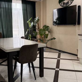 Продается 2-х комнатная квартира, 93,5 м²