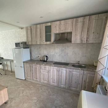 Сдается 1-комнатная квартира, 35 м²