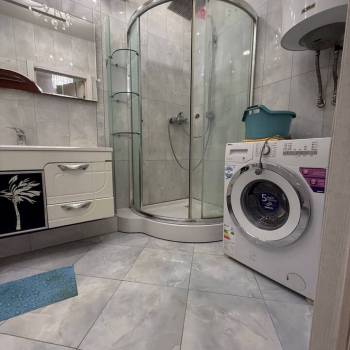 Сдается 1-комнатная квартира, 60 м²