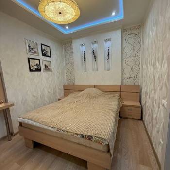 Сдается 1-комнатная квартира, 60 м²