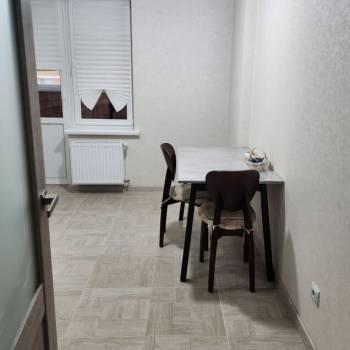 Продается 1-комнатная квартира, 42,7 м²