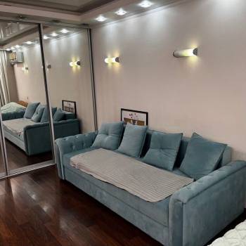 Сдается 1-комнатная квартира, 42 м²