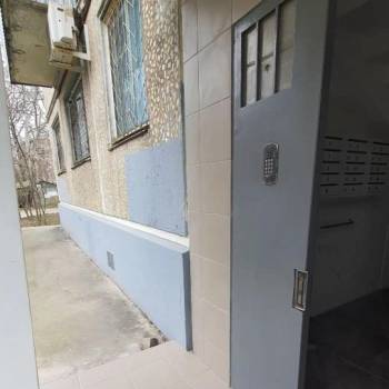 Продается 3-х комнатная квартира, 49,8 м²