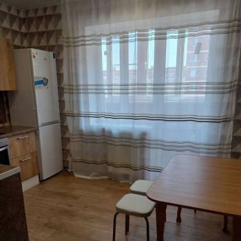 Сдается 1-комнатная квартира, 39 м²