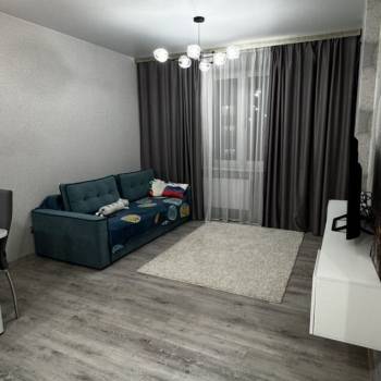 Сдается 1-комнатная квартира, 42 м²