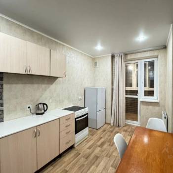 Сдается 1-комнатная квартира, 40 м²