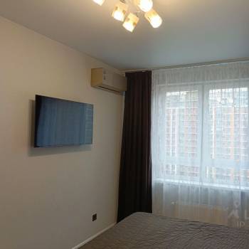 Сдается 1-комнатная квартира, 38 м²