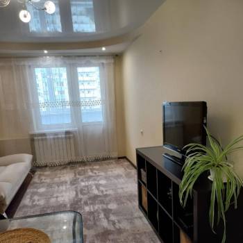 Сдается 1-комнатная квартира, 50 м²
