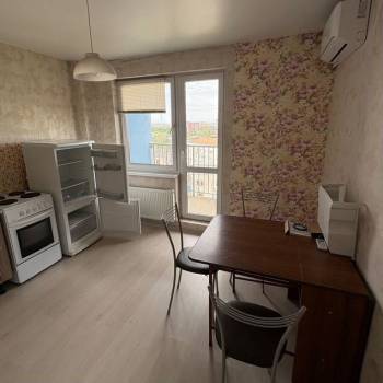 Сдается 1-комнатная квартира, 36 м²