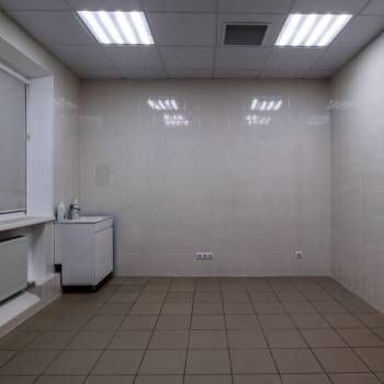 Сдается Нежилое помещение, 80 м²