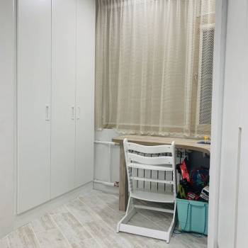 Продается Многокомнатная квартира, 91,5 м²