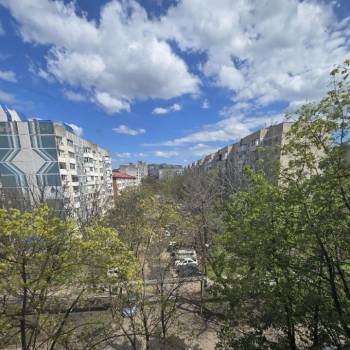 Продается 2-х комнатная квартира, 61 м²
