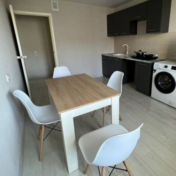 Сдается Многокомнатная квартира, 64 м²