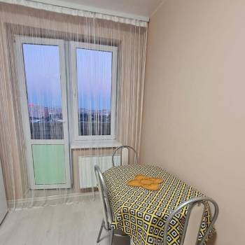 Сдается 1-комнатная квартира, 43 м²