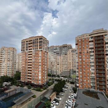 Продается Многокомнатная квартира, 95 м²