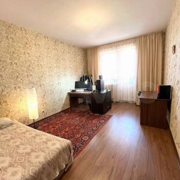 Продается Многокомнатная квартира, 95 м²
