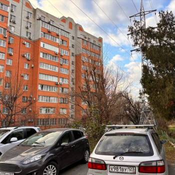 Продается Многокомнатная квартира, 120 м²