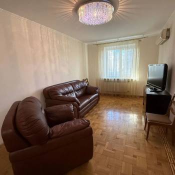 Продается Многокомнатная квартира, 120 м²