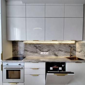 Продается 1-комнатная квартира, 30 м²